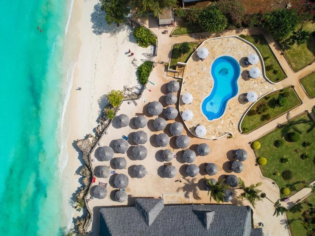Veraclub Sunset Beach Nungwi Bagian luar foto
