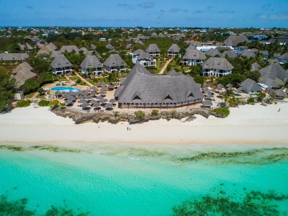 Veraclub Sunset Beach Nungwi Bagian luar foto