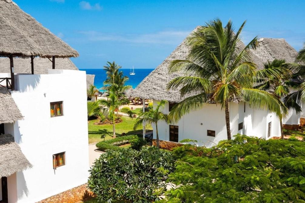 Veraclub Sunset Beach Nungwi Bagian luar foto