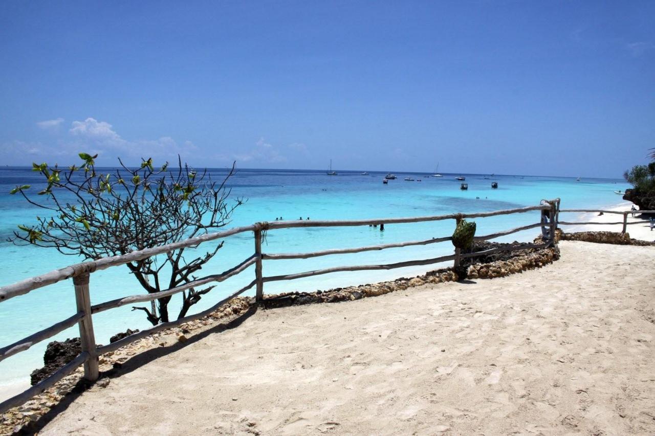 Veraclub Sunset Beach Nungwi Bagian luar foto