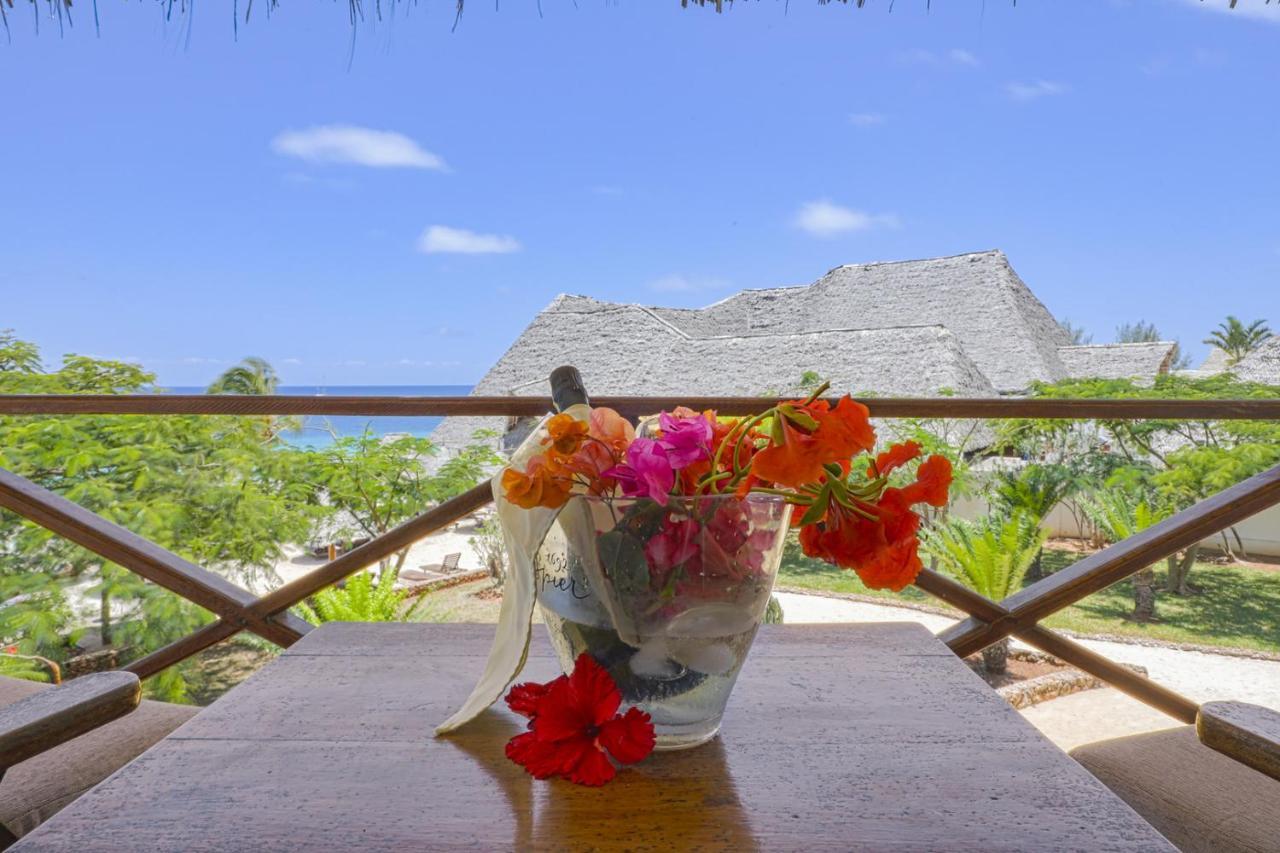 Veraclub Sunset Beach Nungwi Bagian luar foto