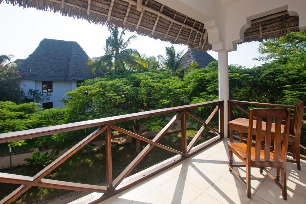 Veraclub Sunset Beach Nungwi Bagian luar foto